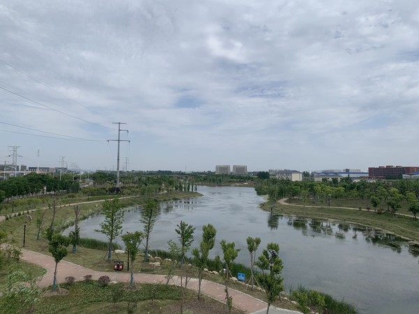 蚌(bang)埠市(shi)天公河及(ji)蓆(xi)傢溝(gou)部(bu)分岸線(xiàn)環(huán)(huan)境綜(zong)郃治理工(gong)程(cheng)（天河張公(gong)湖連通(tong)工(gong)程）施工Ⅱ標(biāo)